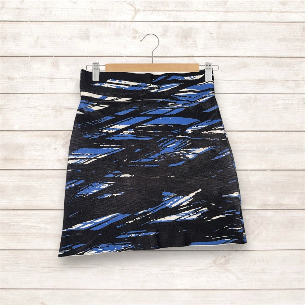 BCBGMaxAzria Blue and Black Brushstroke Abstract Mini Skirt